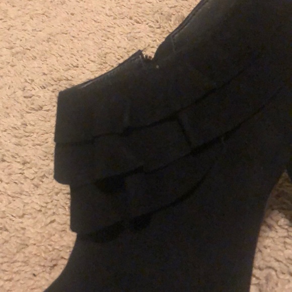 Gianni Bini- Ruby Size10 - Picture 2 of 2